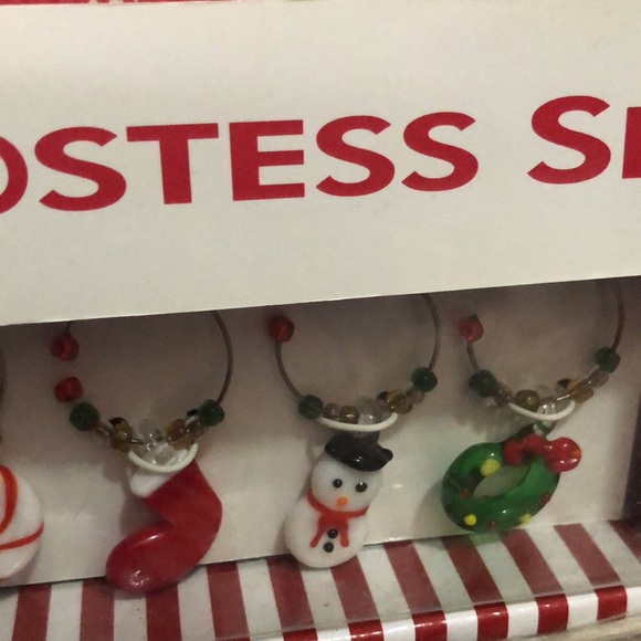 New in Box “Hostess Set” Wine Charms/Bottle Stopper/Napkins-Holiday Vibes - Picture 7 of 8